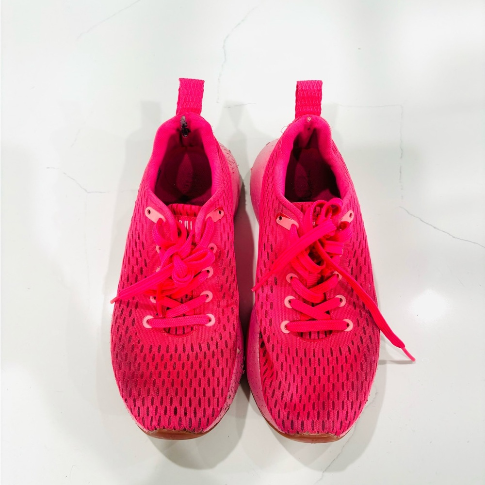 NOBULL women’s Hot Pink Mesh Sneakers